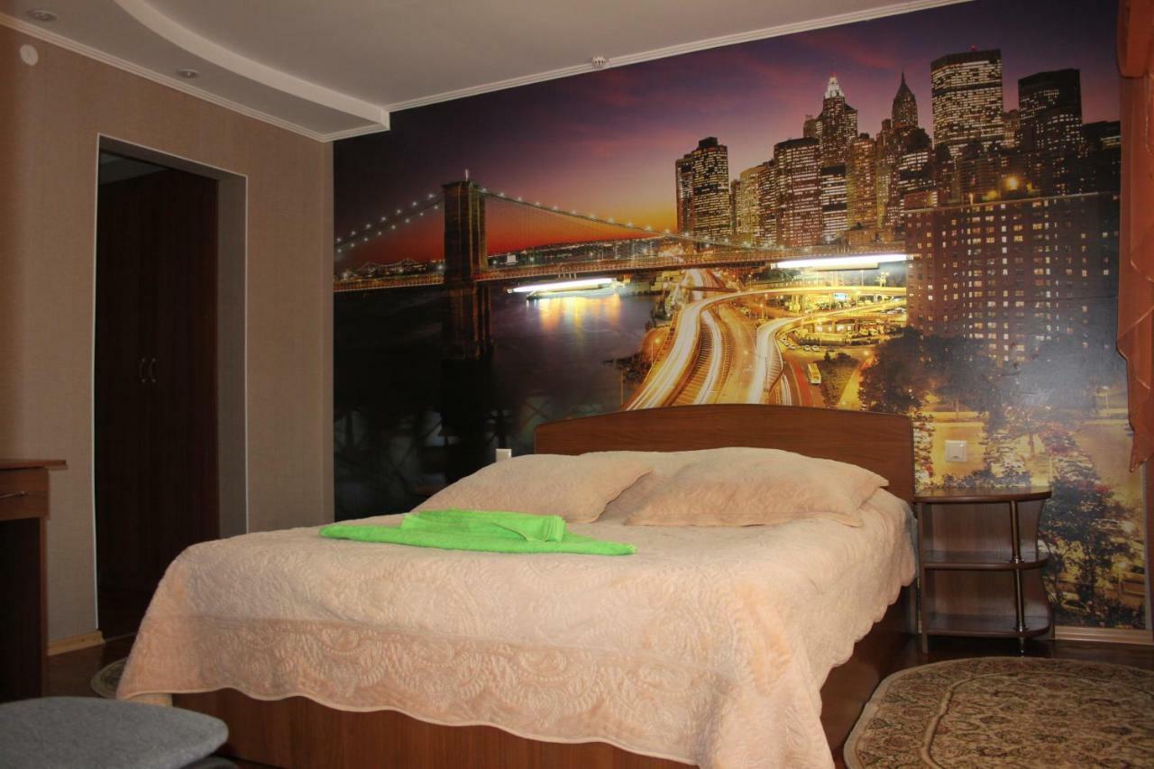 Tourist Hotel Öskemen Buitenkant foto